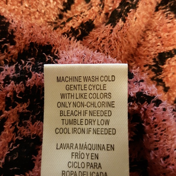 ORANGE COZY KNIT TOP/COVERUP,   L - Picture 5 of 6